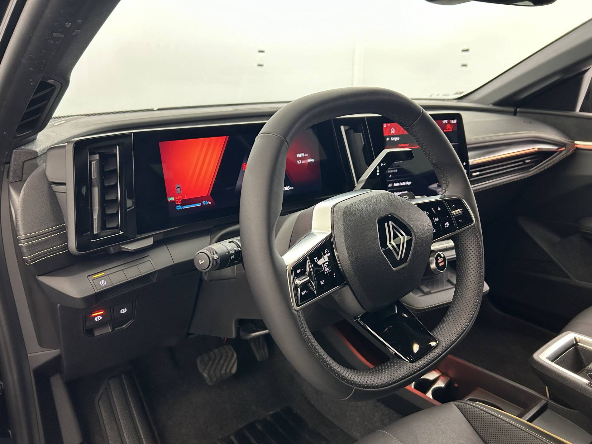 Vente en ligne Renault Megane E-Tech  220 ch autonomie confort GSR2 au prix de 30 890 €