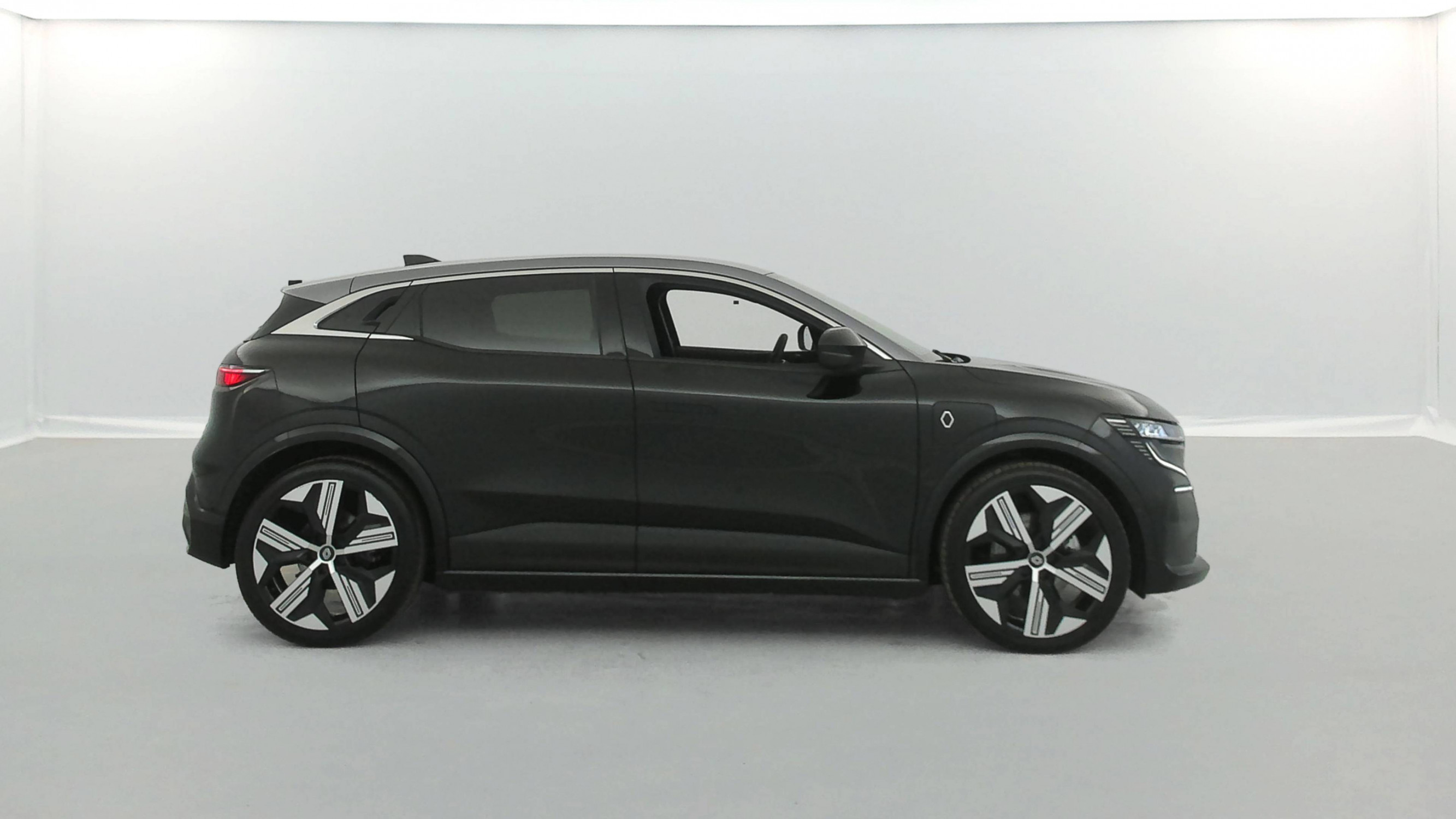 Vente en ligne Renault Megane E-Tech  220 ch autonomie confort GSR2 au prix de 30 890 €