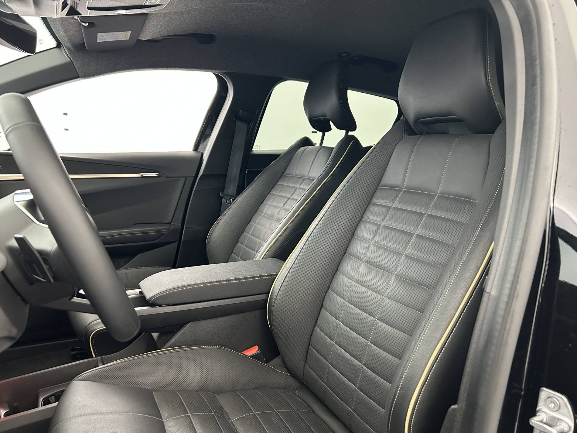 Vente en ligne Renault Megane E-Tech  220 ch autonomie confort GSR2 au prix de 30 890 €