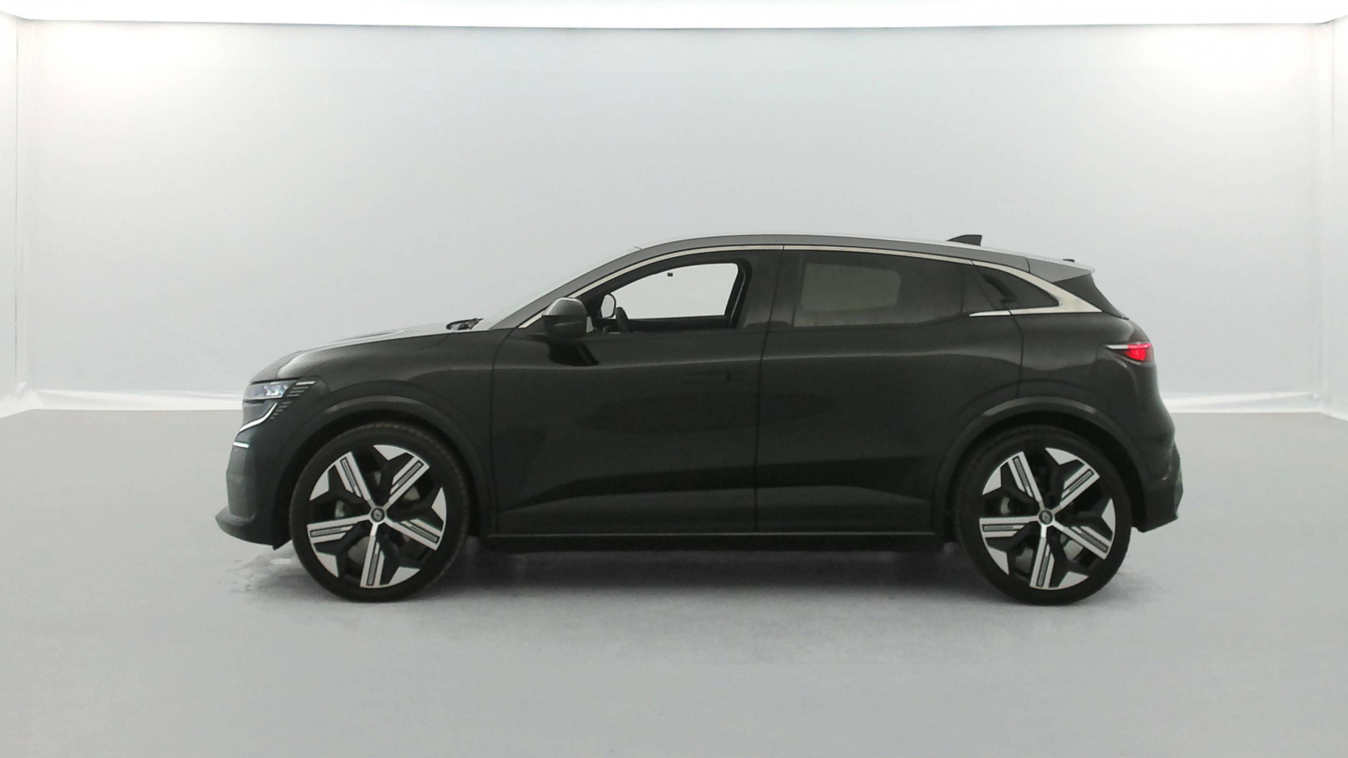 Vente en ligne Renault Megane E-Tech  220 ch autonomie confort GSR2 au prix de 30 890 €