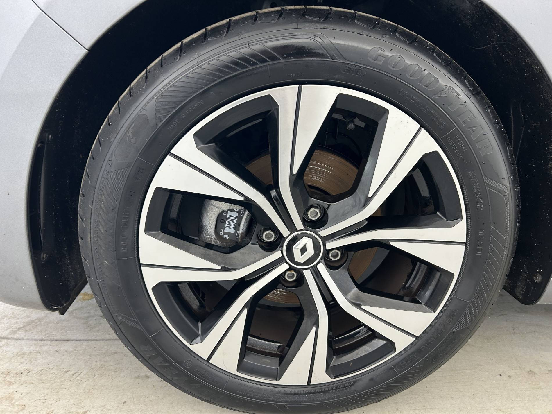 Vente en ligne Renault Clio 5 Clio TCe 90 au prix de 15 290 €