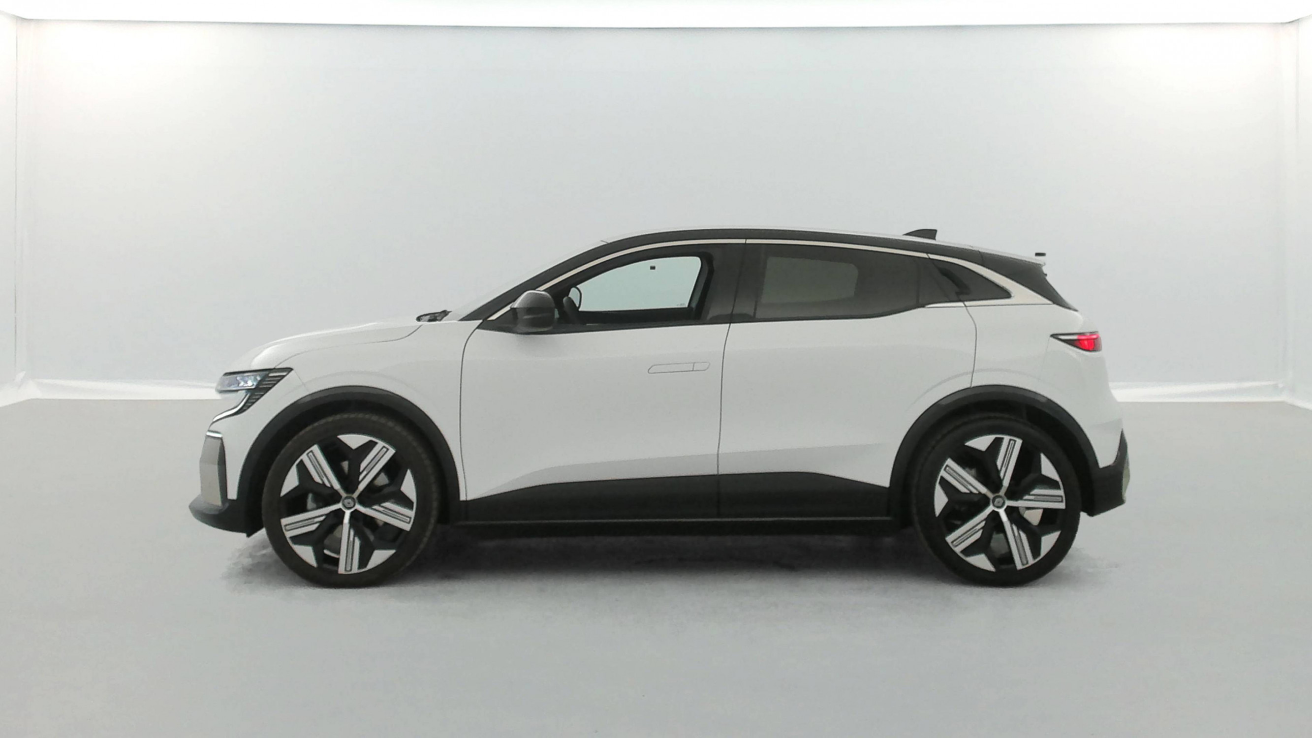 Vente en ligne Renault Megane E-Tech  220 ch autonomie confort GSR2 au prix de 29 990 €