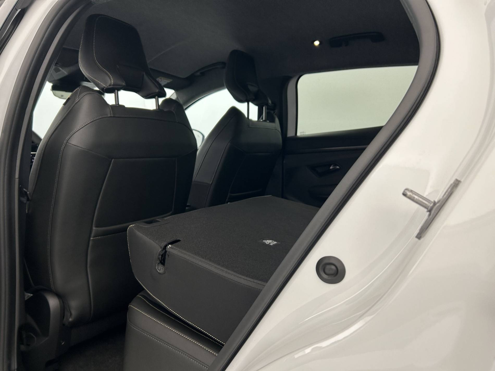 Vente en ligne Renault Megane E-Tech  220 ch autonomie confort GSR2 au prix de 29 990 €