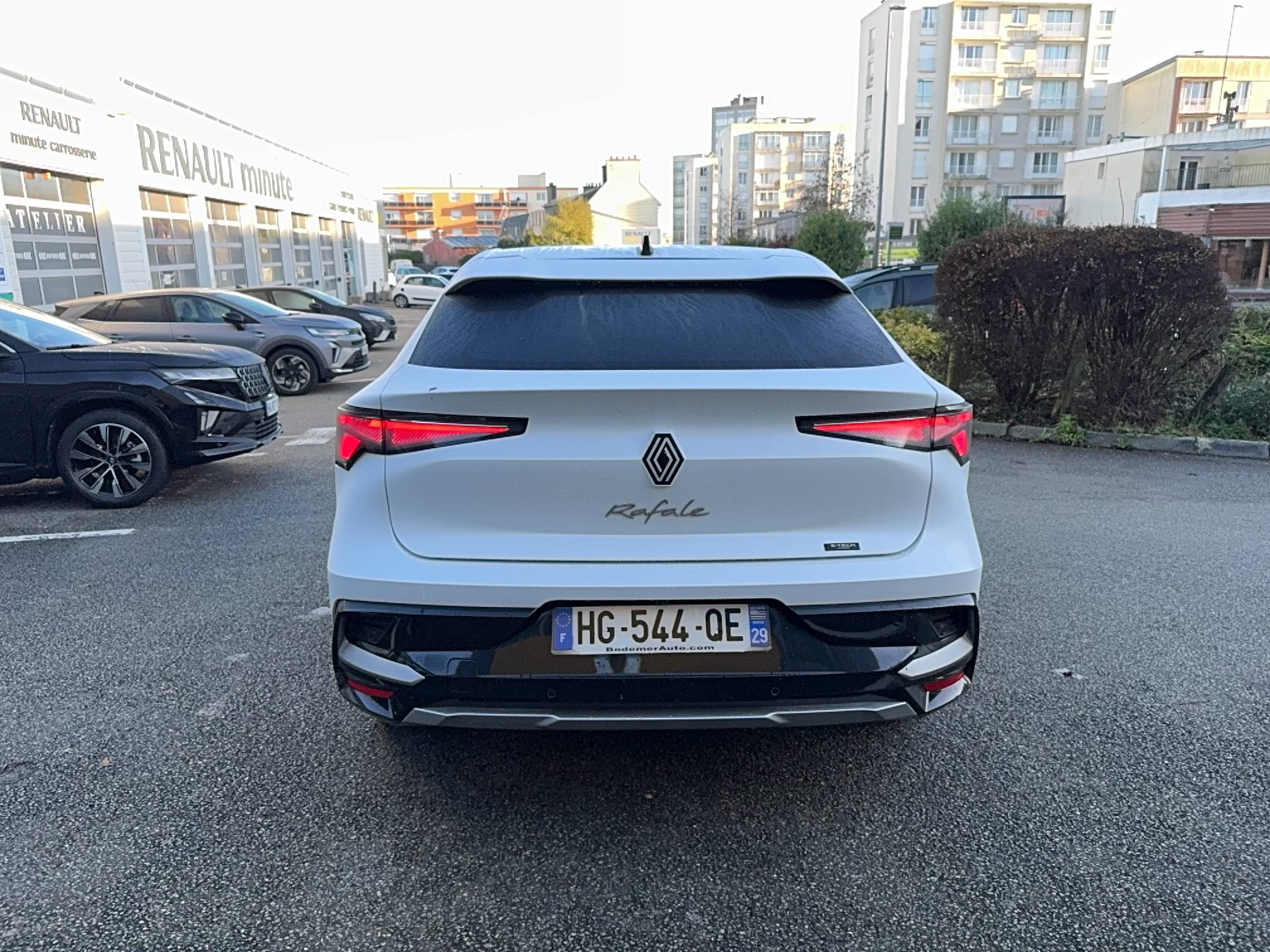 Vente en ligne Renault Rafale  E-Tech full hybrid 200ch au prix de 44 990 €