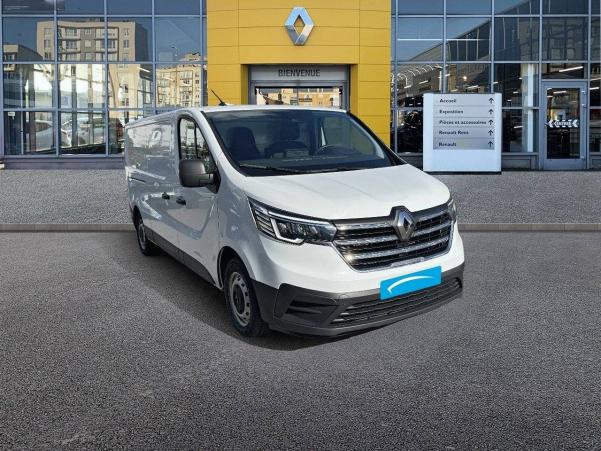 Vente en ligne Renault Trafic 3 Fourgon TRAFIC FGN L2H1 3000 KG BLUE DCI 130 au prix de 23 790 €