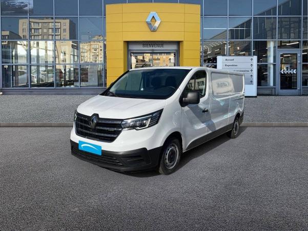 Vente en ligne Renault Trafic 3 Fourgon TRAFIC FGN L2H1 3000 KG BLUE DCI 130 au prix de 23 790 €