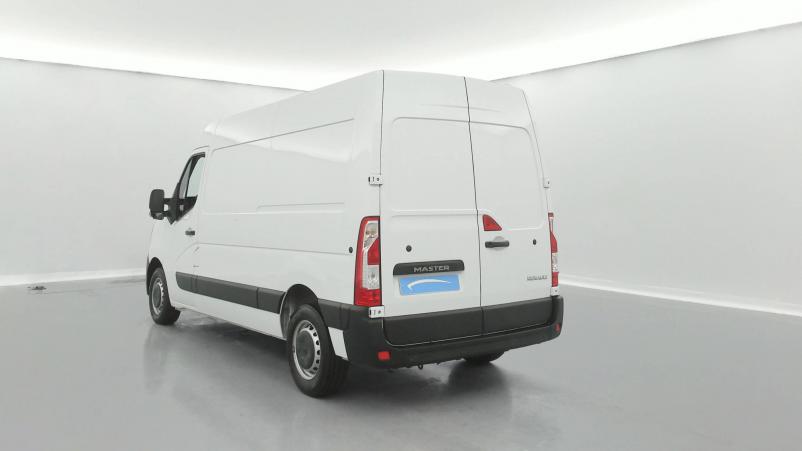 Vente en ligne Renault Master Fourgon MASTER FGN TRAC F3500 L2H2 DCI 135 au prix de 20 990 €