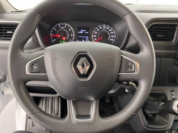 Vente en ligne Renault Master Fourgon MASTER FGN TRAC F3500 L2H2 DCI 135 au prix de 20 990 €