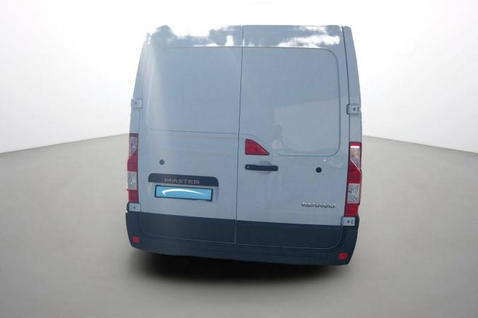 Vente en ligne Renault Master Fourgon MASTER FGN TRAC F3500 L2H2 BLUE DCI 135 au prix de 26 990 €