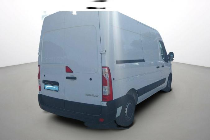 Vente en ligne Renault Master Fourgon MASTER FGN TRAC F3500 L2H2 BLUE DCI 135 au prix de 26 990 €
