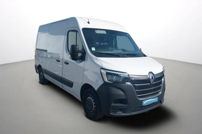 Vente en ligne Renault Master Fourgon MASTER FGN TRAC F3500 L2H2 BLUE DCI 135 au prix de 26 990 €