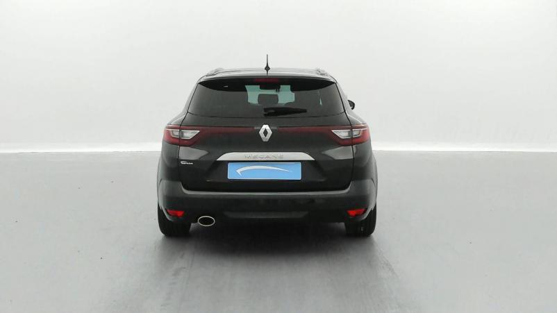 Vente en ligne Renault Megane 4 Estate Mégane IV Estate TCe 140 FAP au prix de 18 490 €