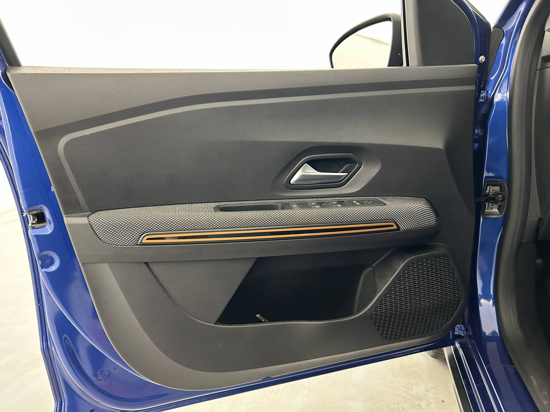 Vente en ligne Dacia Sandero  ECO-G 100 au prix de 13 890 €