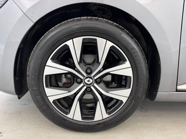 Vente en ligne Renault Clio 5 Clio TCe 90 au prix de 15 990 €