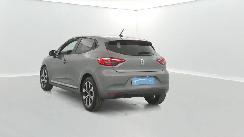 Vente en ligne Renault Clio 5 Clio TCe 90 au prix de 15 990 €