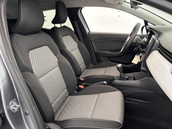 Vente en ligne Renault Clio 5 Clio TCe 90 au prix de 15 990 €