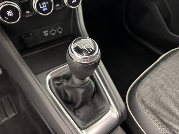 Vente en ligne Renault Captur  TCe 90 au prix de 17 990 €