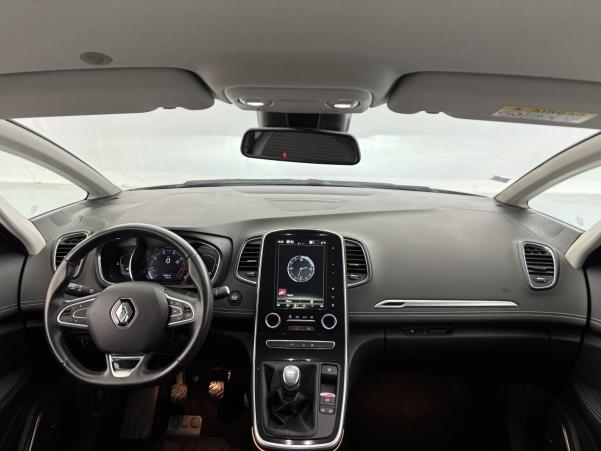 Vente en ligne Renault Scenic 4 Scenic TCe 140 FAP au prix de 17 390 €
