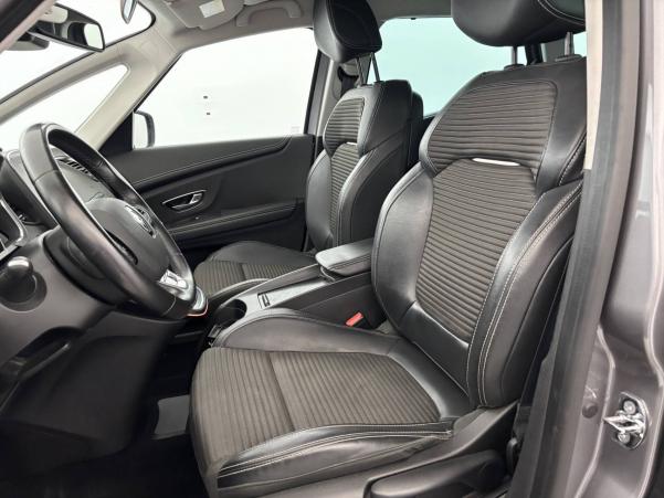 Vente en ligne Renault Scenic 4 Scenic Blue dCi 150 EDC au prix de 22 590 €