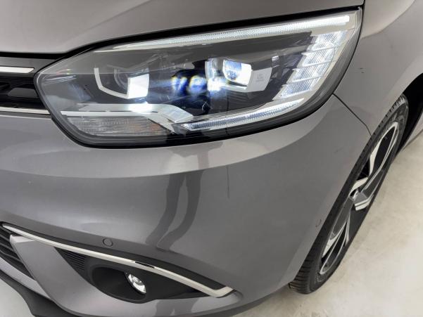 Vente en ligne Renault Scenic 4 Scenic Blue dCi 150 EDC au prix de 22 590 €