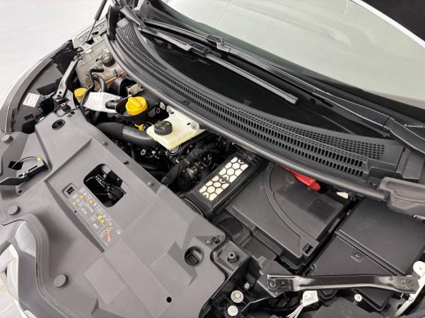 Vente en ligne Renault Scenic 4 Scenic TCe 140 FAP au prix de 17 390 €