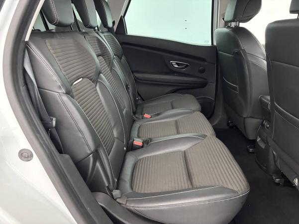 Vente en ligne Renault Scenic 4 Scenic TCe 140 FAP au prix de 17 390 €