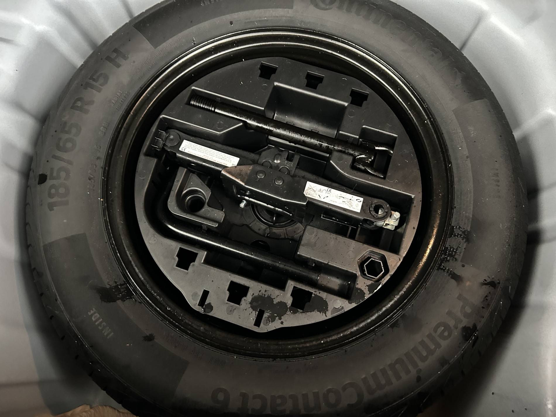 Vente en ligne Renault Clio 5 Clio TCe 140 - 21N au prix de 16 790 €