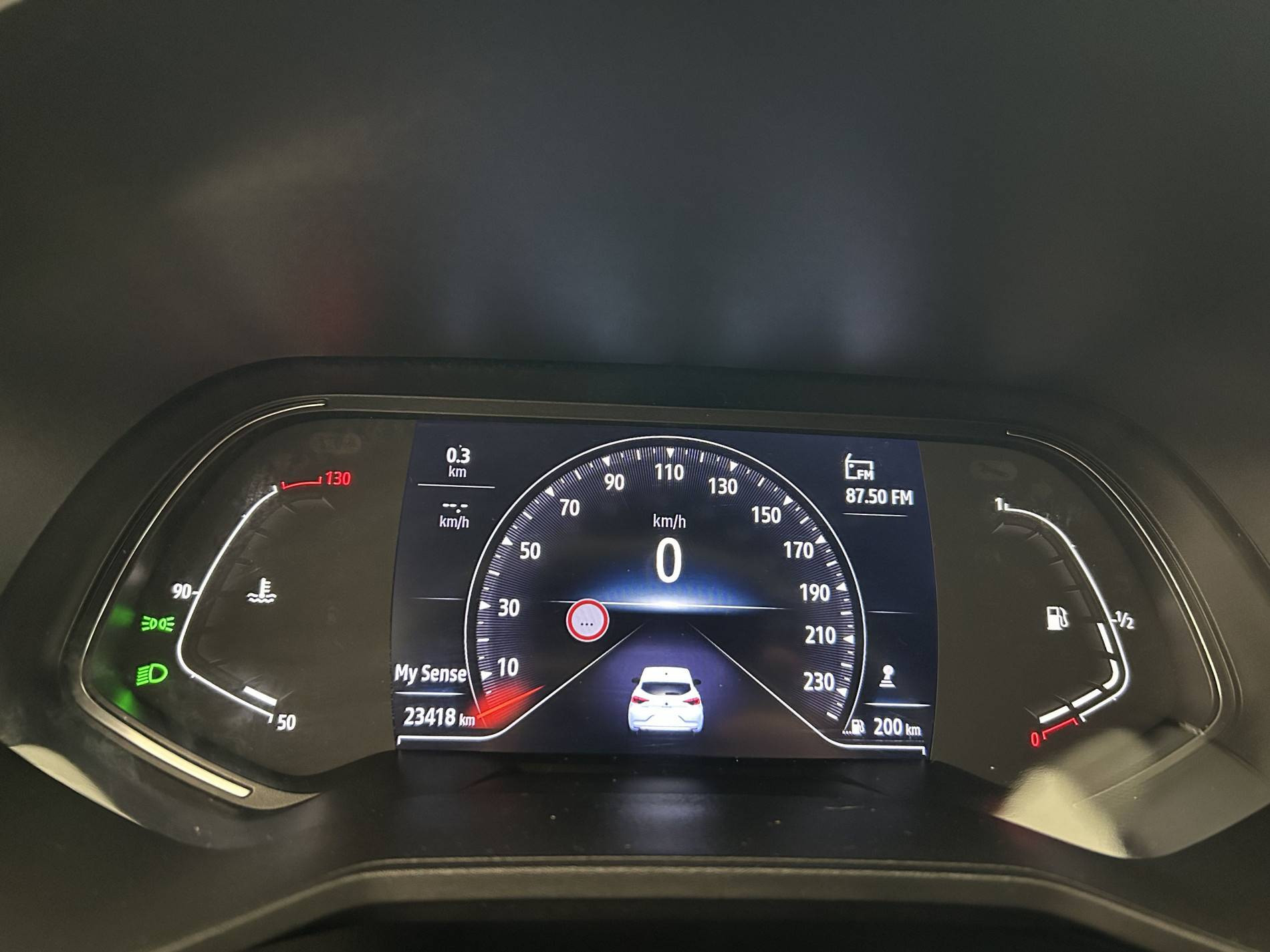 Vente en ligne Renault Clio 5 Clio TCe 140 - 21N au prix de 16 790 €