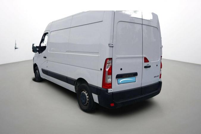 Vente en ligne Renault Master Fourgon MASTER FGN TRAC F3500 L2H2 BLUE DCI 135 au prix de 26 990 €