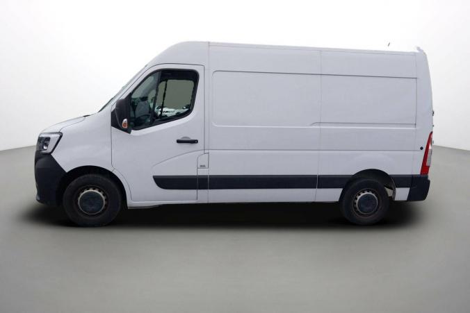 Vente en ligne Renault Master Fourgon MASTER FGN TRAC F3500 L2H2 BLUE DCI 135 au prix de 26 990 €