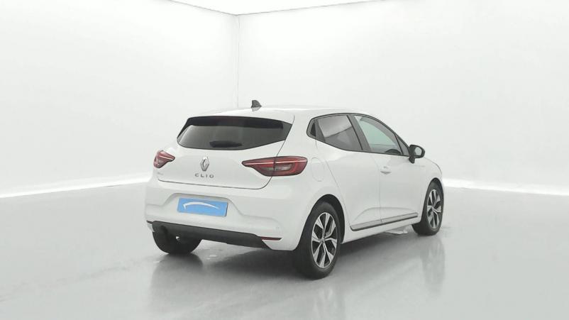 Vente en ligne Renault Clio 5 Clio Blue dCi 100 au prix de 15 590 €