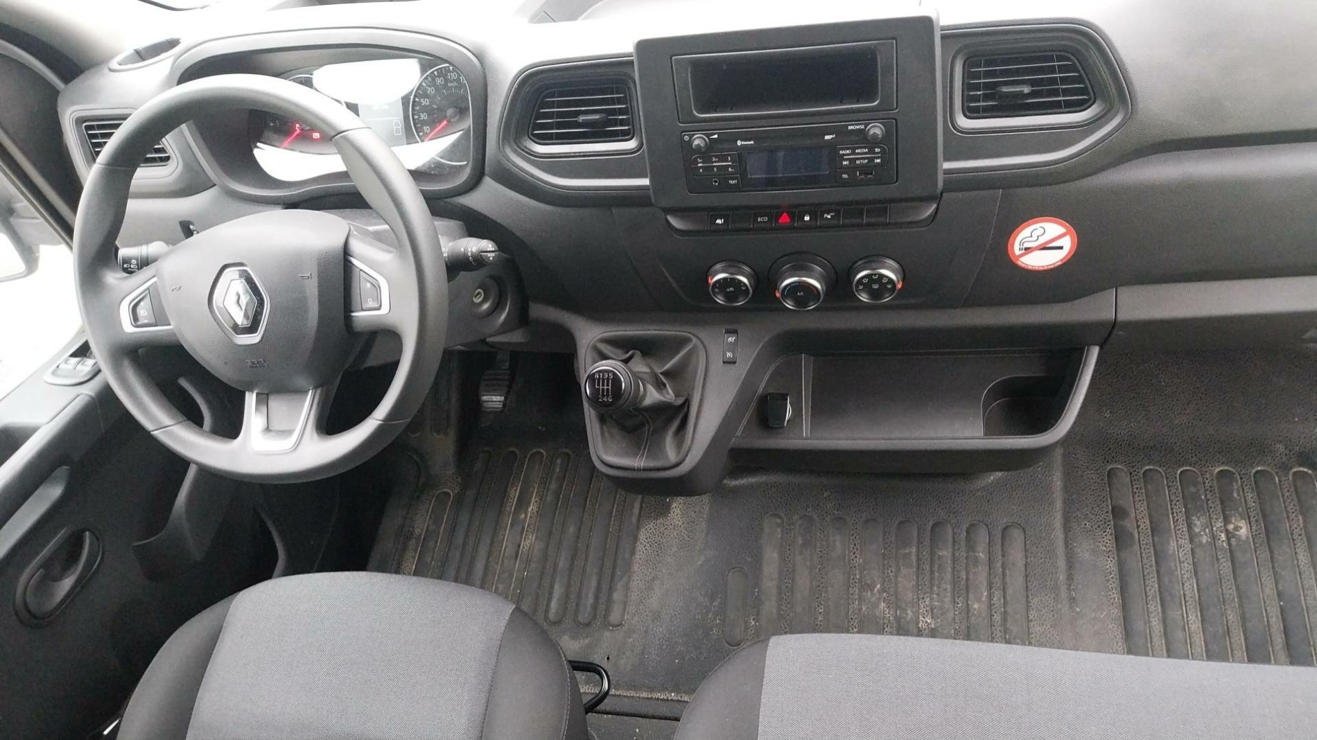 Vente en ligne Renault Master Fourgon MASTER FGN TRAC F3500 L2H2 BLUE DCI 135 au prix de 27 990 €