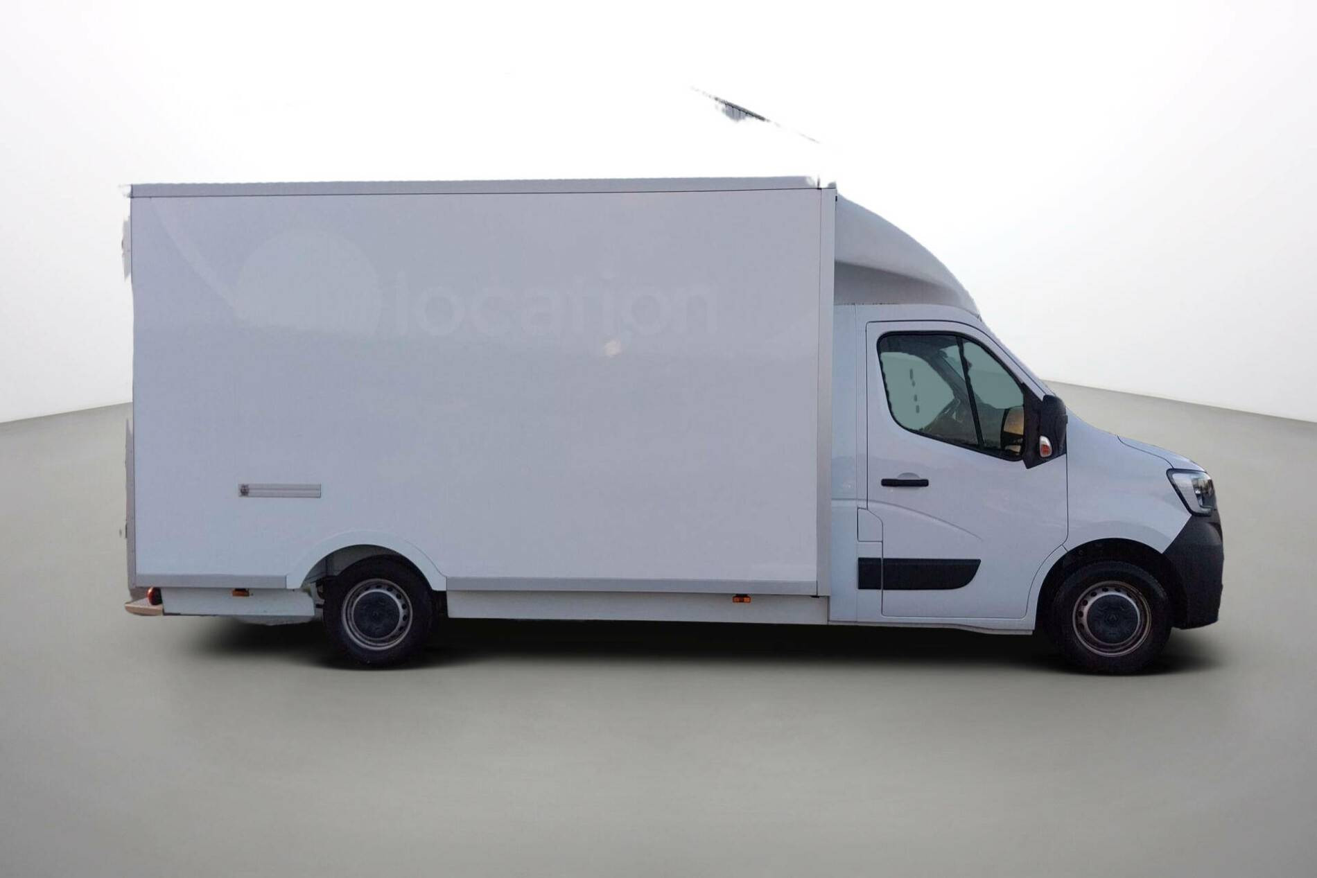 Vente en ligne Renault Master 3 Châssis Cabine MASTER PHC TRAC F3500 L3H1 BLUE DCI 145 EURO VI au prix de 28 990 €