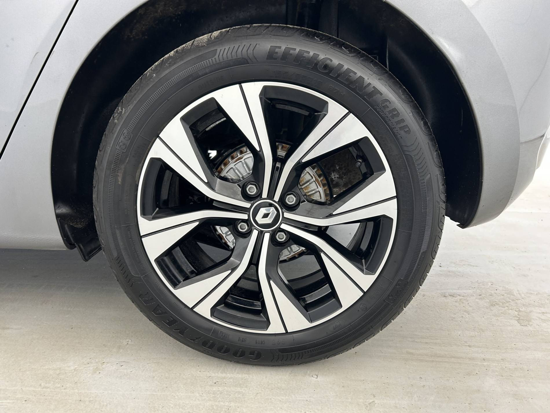 Vente en ligne Renault Clio 5 Clio TCe 90 au prix de 14 490 €