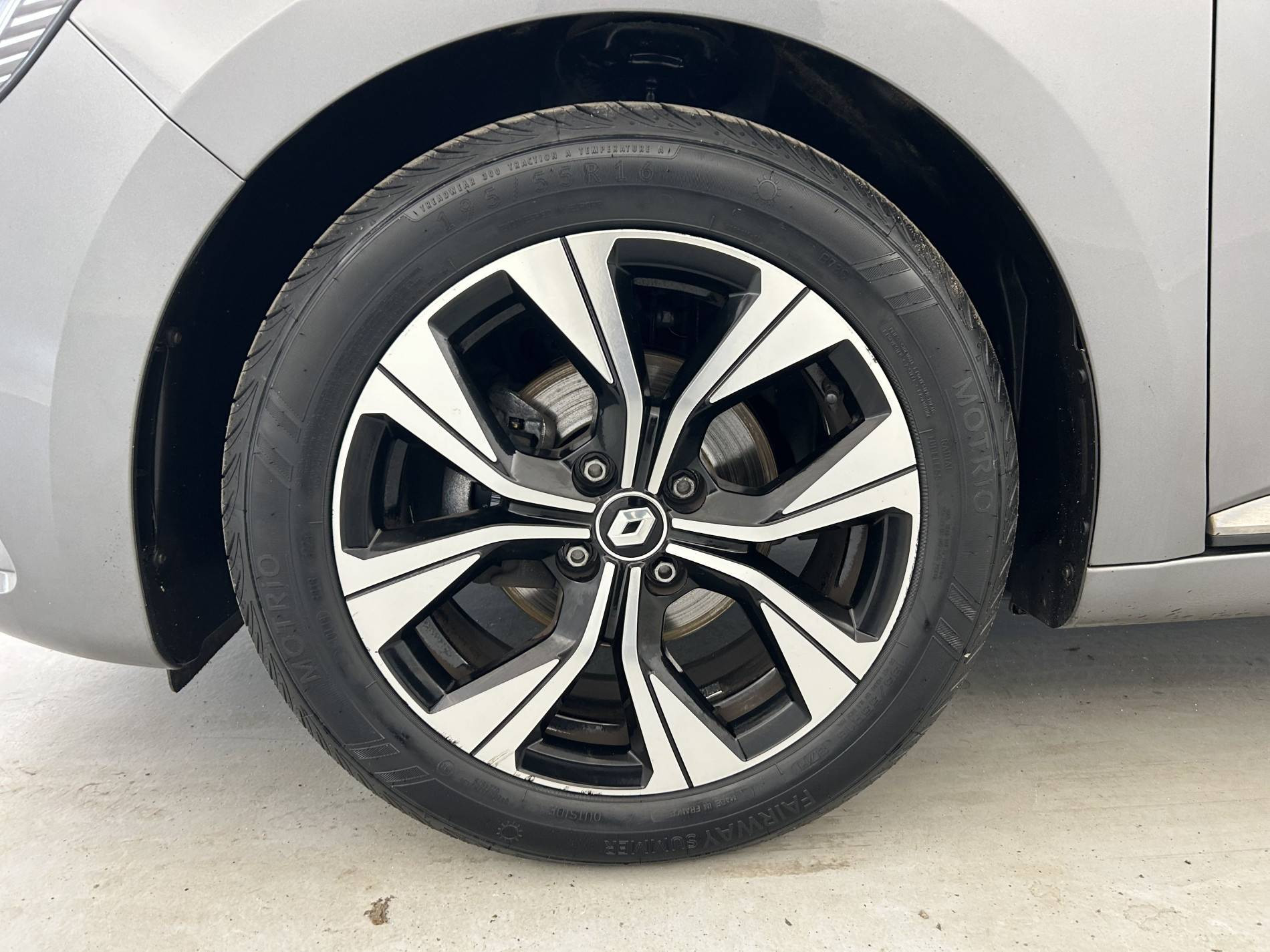 Vente en ligne Renault Clio 5 Clio TCe 90 au prix de 14 490 €