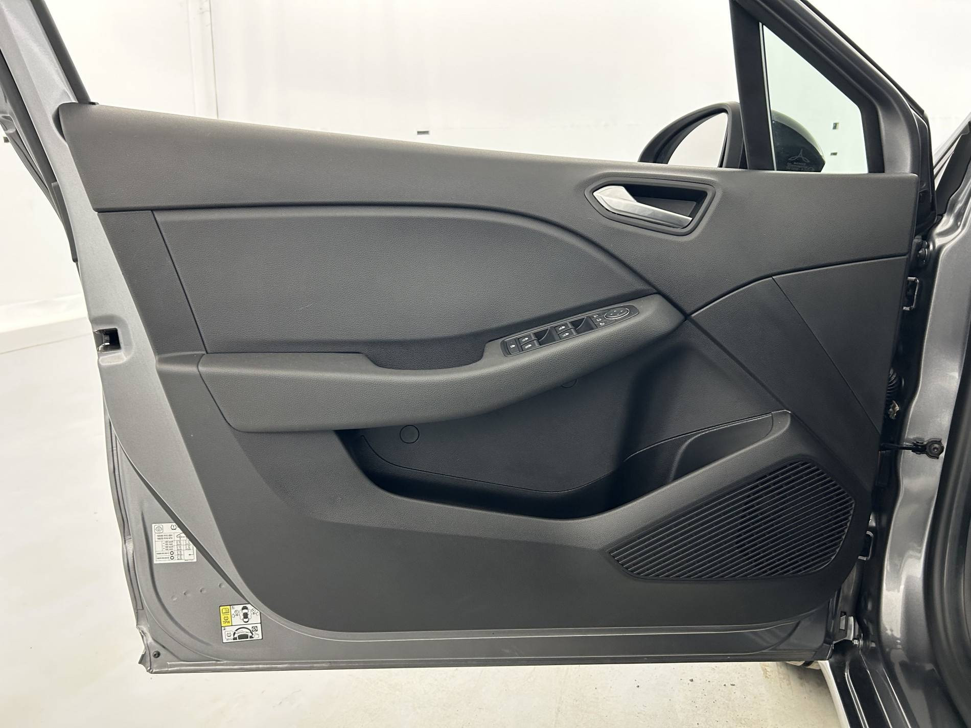 Vente en ligne Renault Clio 5 Clio TCe 90 au prix de 14 490 €