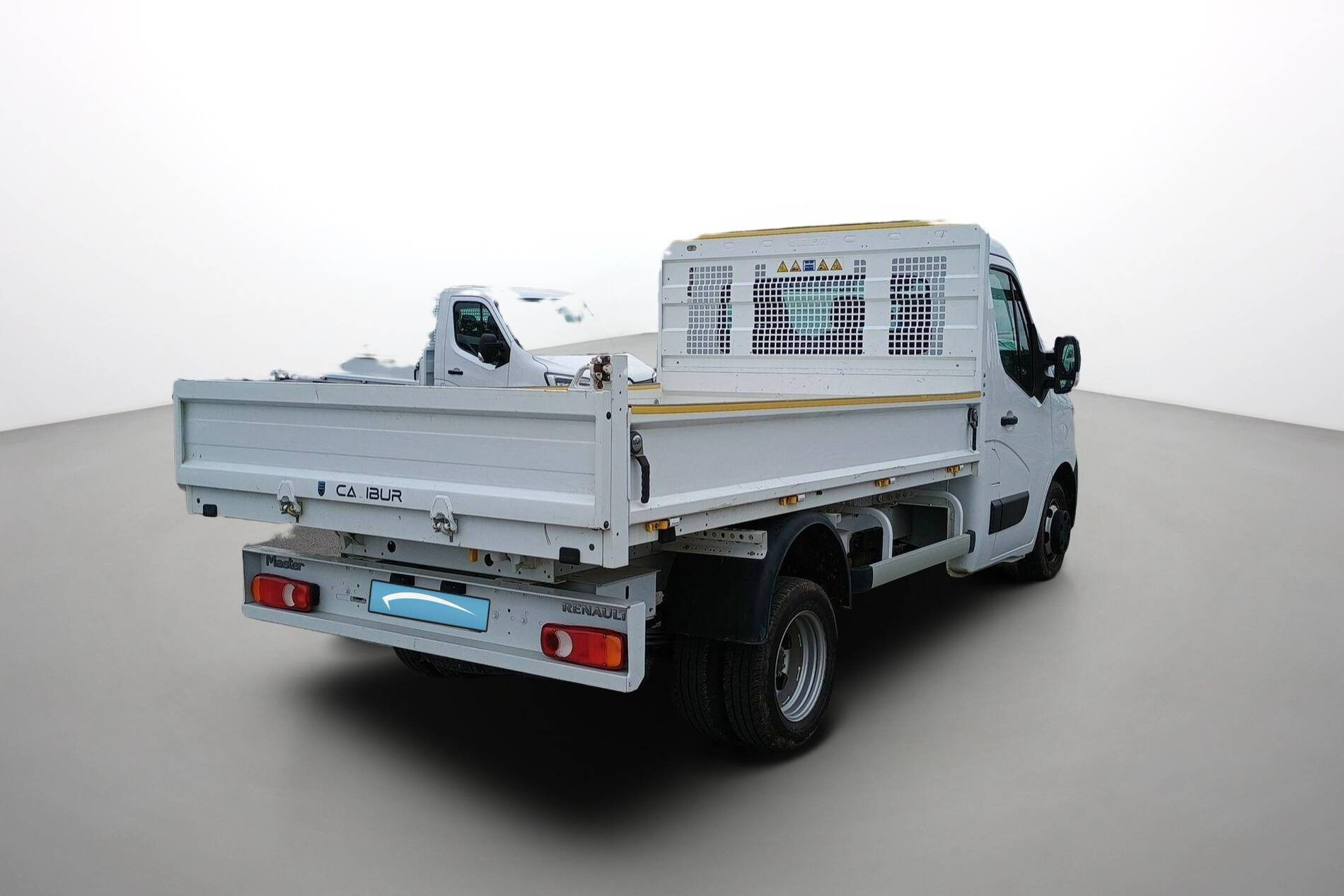 Vente en ligne Renault Master 3 Châssis Cabine MASTER CC PROP RJ3500 L2 PAFC BLUE DCI 130 EURO VI au prix de 32 990 €