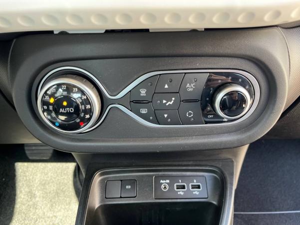 Vente en ligne Renault Twingo Electrique Twingo III E-Tech au prix de 13 990 €