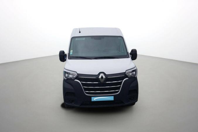 Vente en ligne Renault Master Fourgon MASTER FGN TRAC F3500 L2H2 DCI 135 au prix de 21 790 €