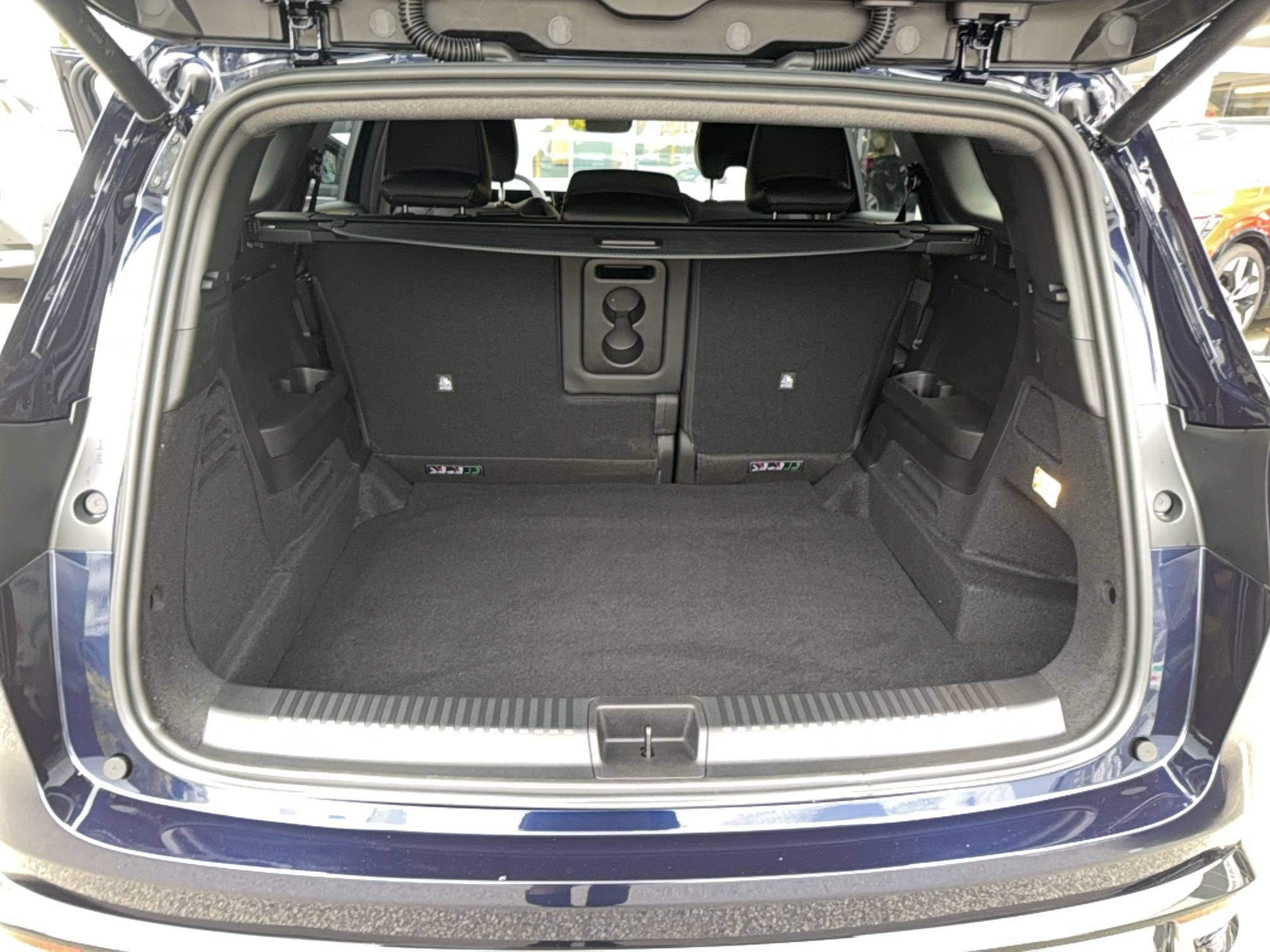 Vente en ligne Renault Espace Espace full hybrid E-Tech 200 ch 5pl au prix de 42 490 €