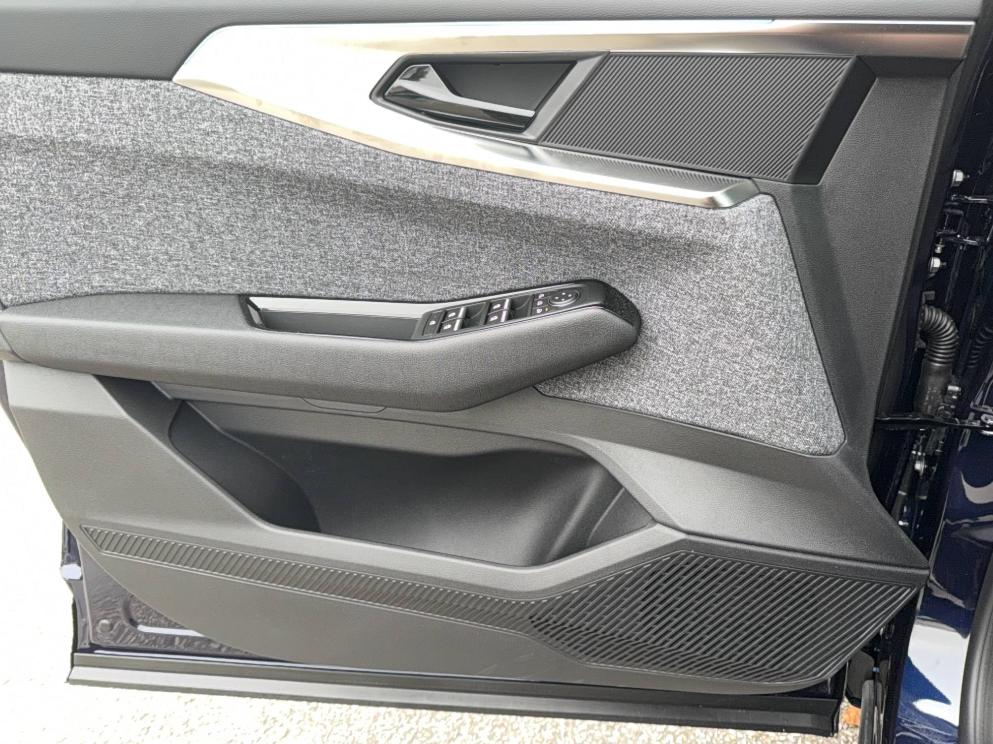 Vente en ligne Renault Espace Espace full hybrid E-Tech 200 ch 5pl au prix de 42 490 €