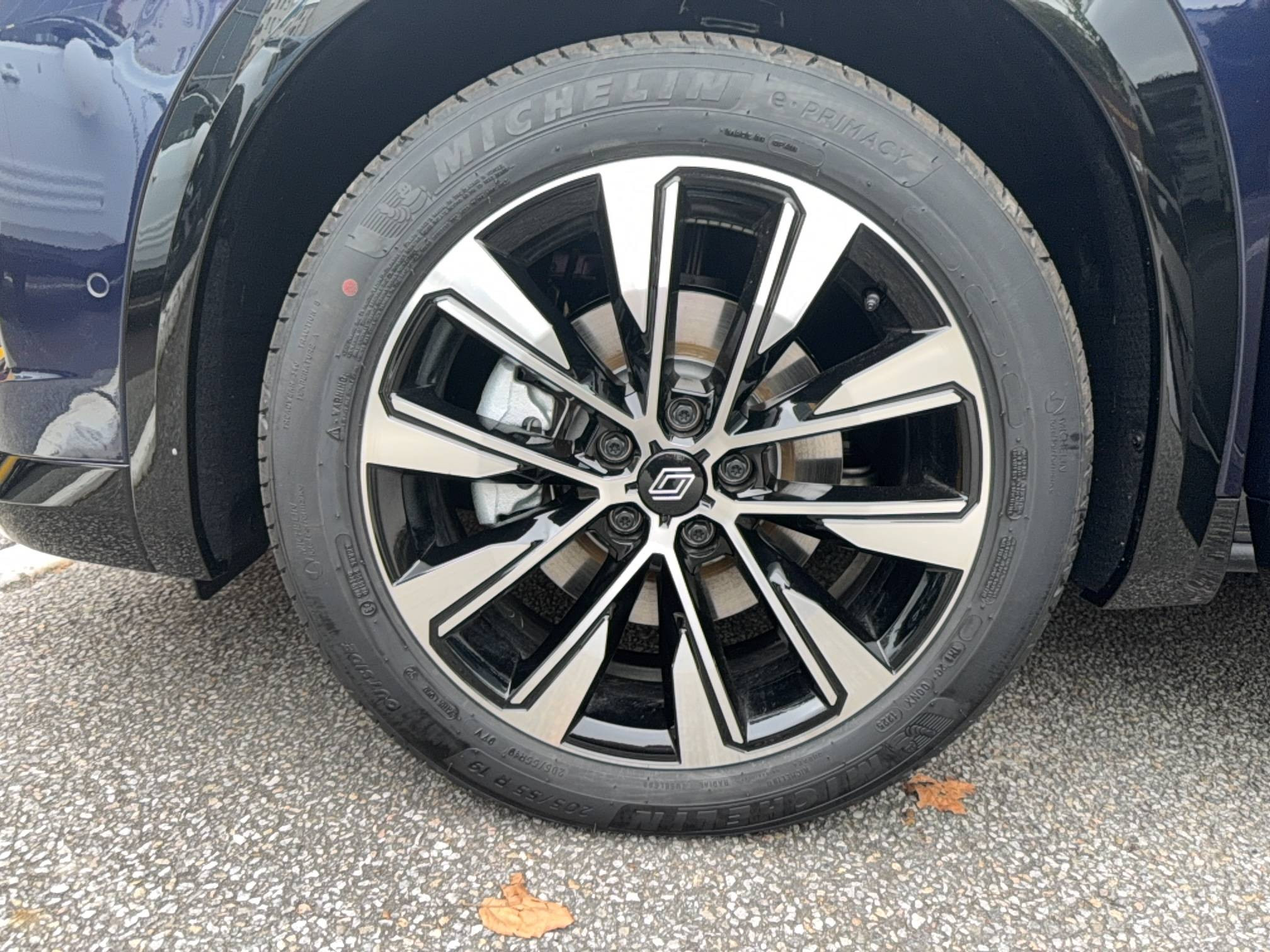 Vente en ligne Renault Espace Espace full hybrid E-Tech 200 ch 5pl au prix de 42 490 €