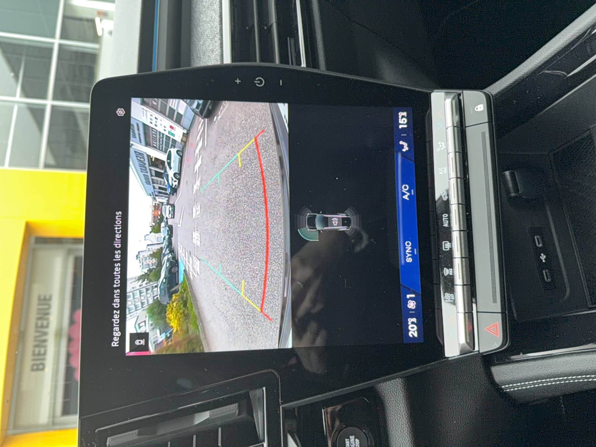 Vente en ligne Renault Espace Espace full hybrid E-Tech 200 ch 5pl au prix de 42 490 €