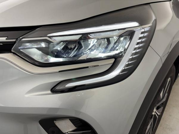 Vente en ligne Renault Captur  mild hybrid 140 au prix de 22 590 €