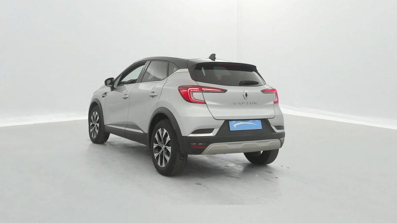 Vente en ligne Renault Captur  mild hybrid 140 au prix de 22 590 €