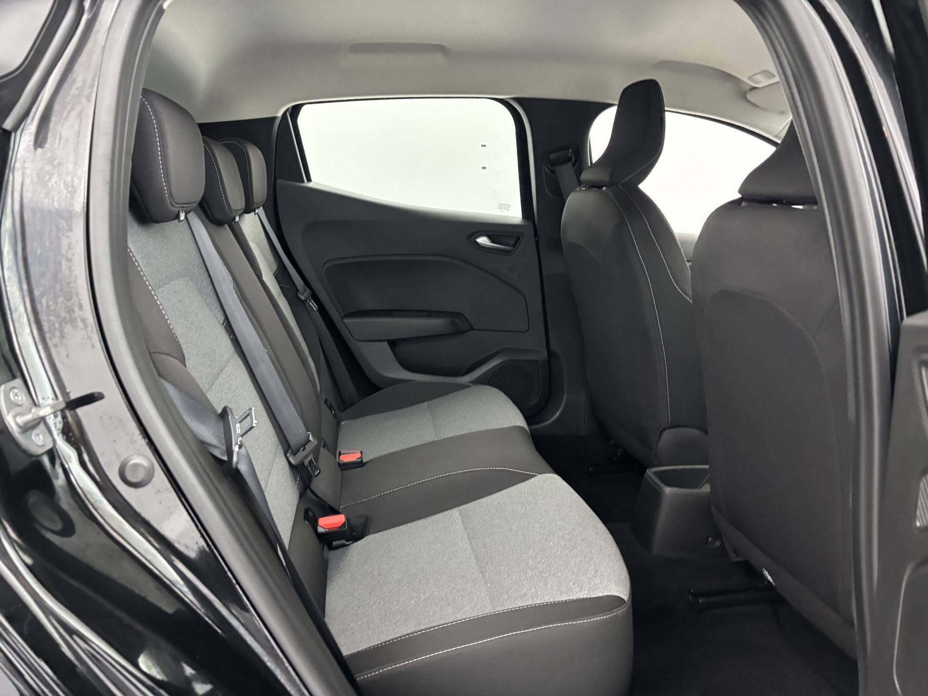 Vente en ligne Renault Clio 5 Clio TCe 90 au prix de 15 690 €