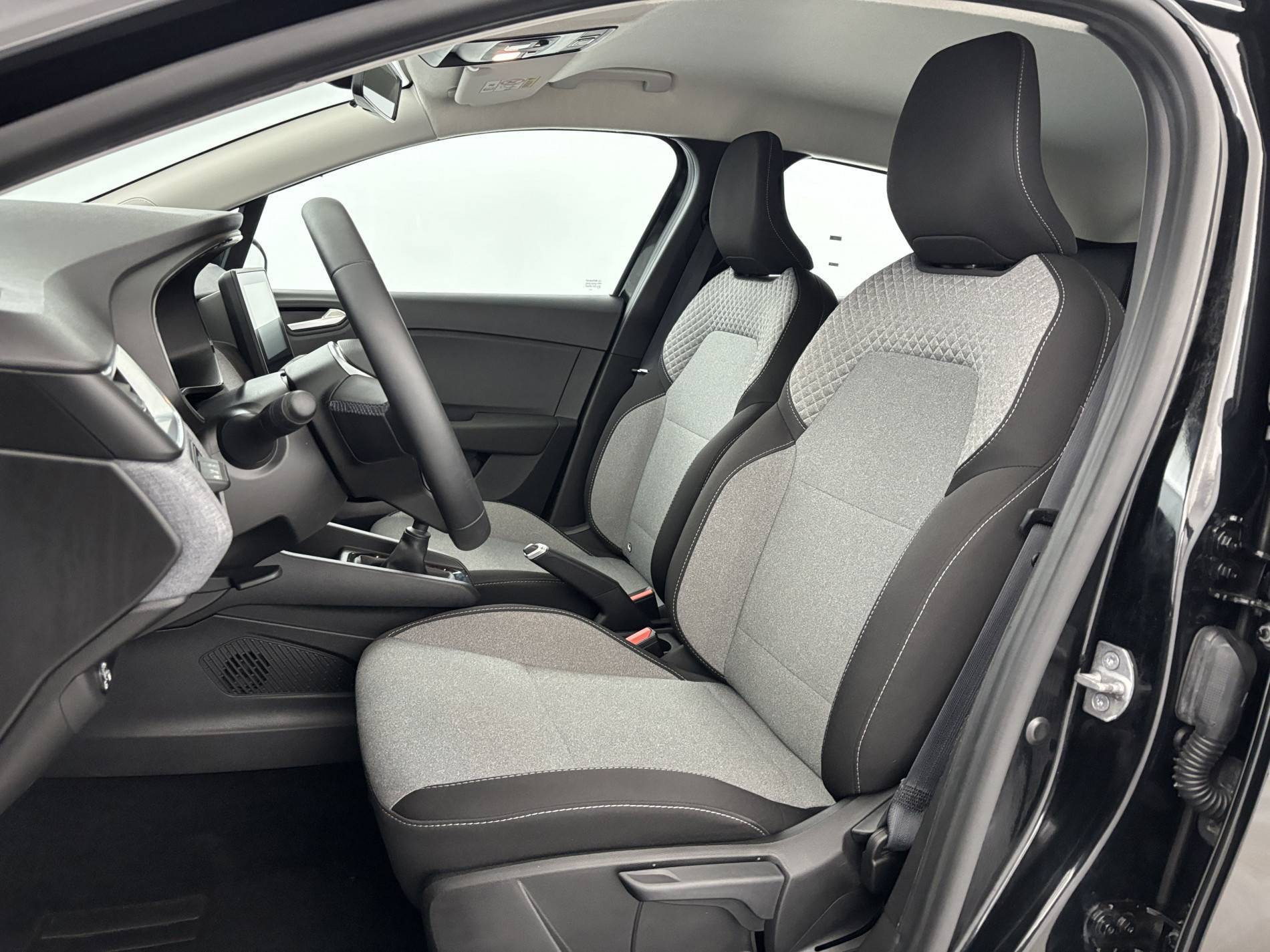 Vente en ligne Renault Clio 5 Clio TCe 90 au prix de 15 790 €