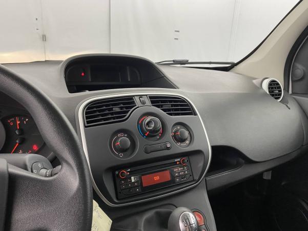 Vente en ligne Renault Kangoo Express  BLUE DCI 95 au prix de 13 990 €