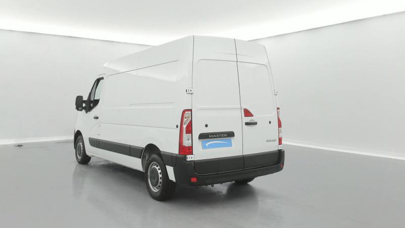 Vente en ligne Renault Master 3 Fourgon MASTER FGN TRAC F3500 L2H2 DCI 135 au prix de 20 990 €