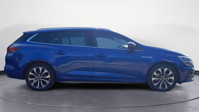 Vente en ligne Renault Megane 4 Estate  Blue dCi 115 EDC au prix de 26 490 €